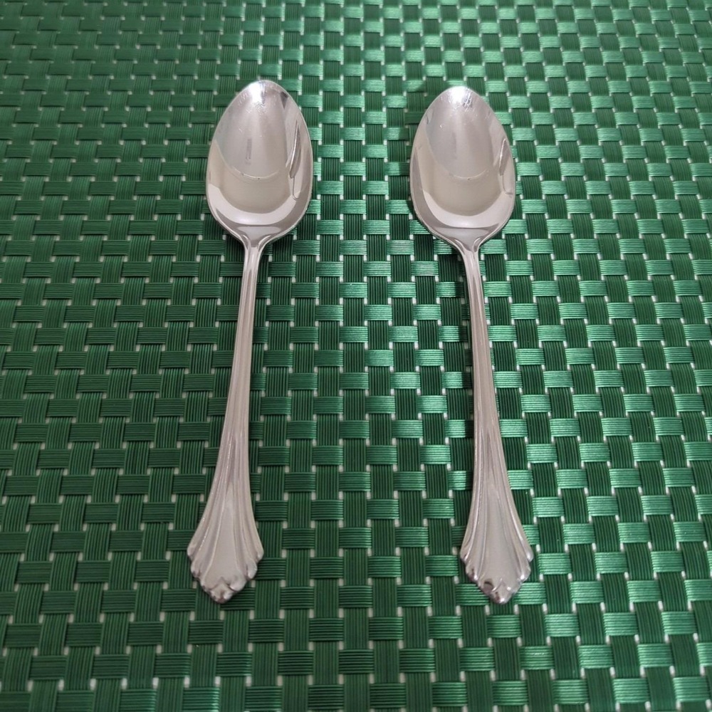 Oneida BANCROFT Teaspoons Flare Tip Glossy Lot Set of 2 Vintage Made in the USA